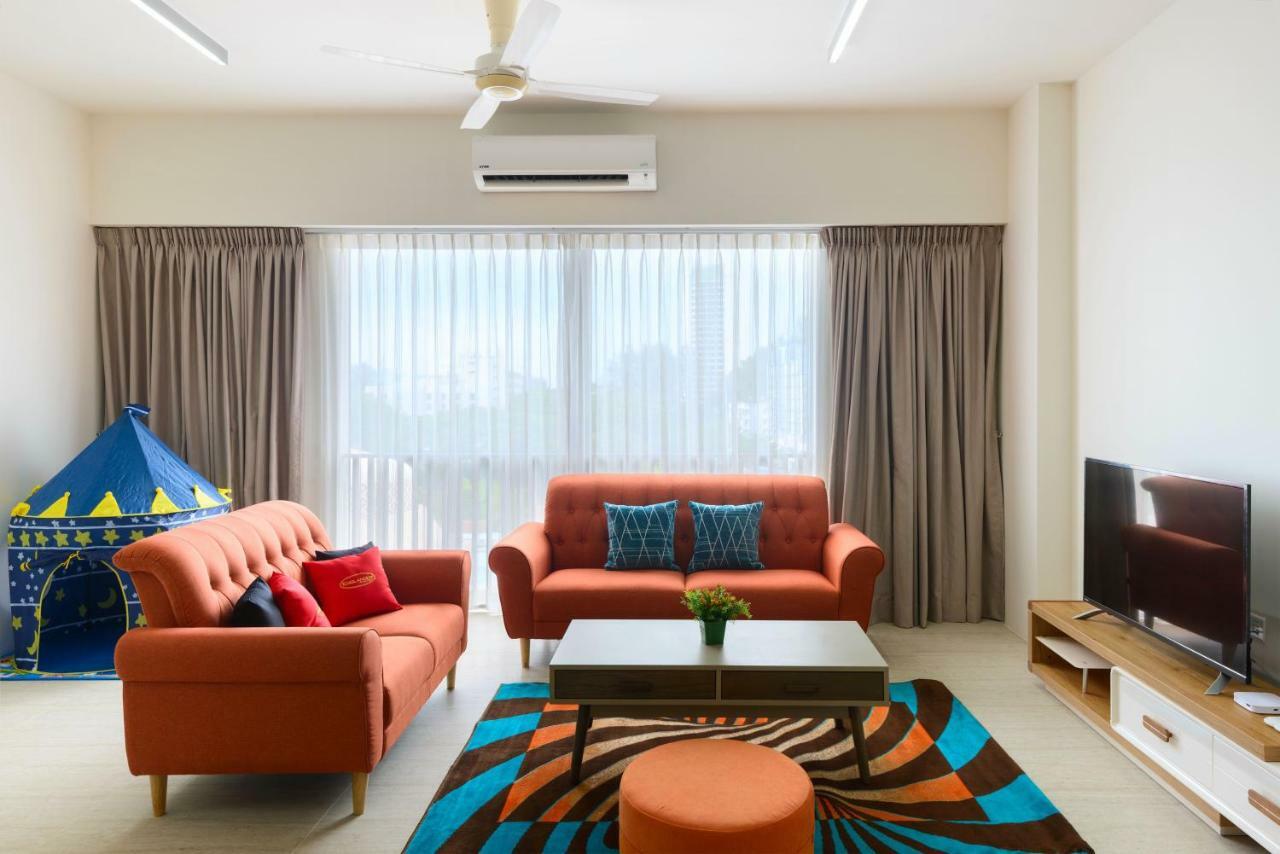By The Sea Beach Front Apartment Batu Ferringhi Exterior photo